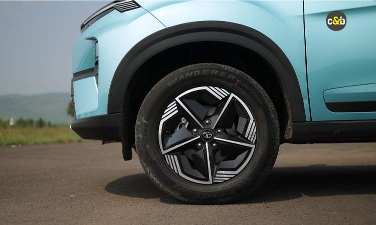 Tata Nexon cng Wheel Tata Nexon cng Wheel images