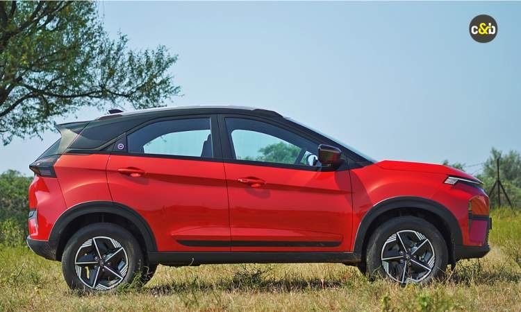 Tata Nexon Sideview Tata Nexon Sideview