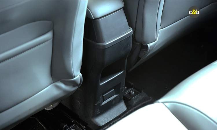 Tata Punch Ev Rear Usb Tata Punch Ev Rear Usb images