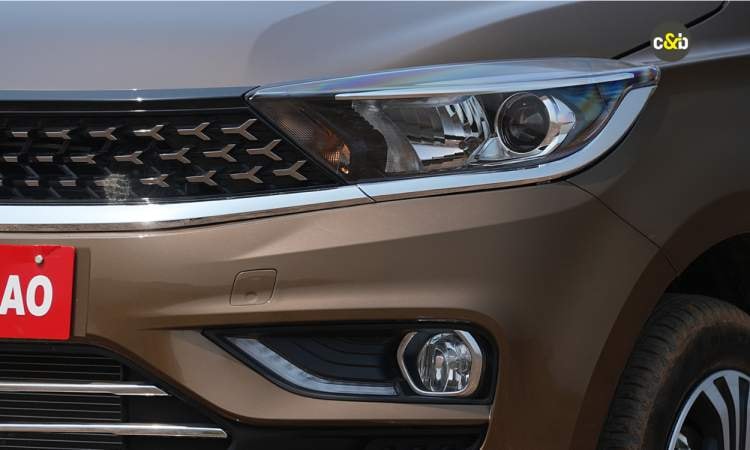 Tata Tigor Icng Headlight Tata Tigor Icng Headlight