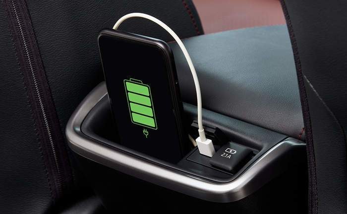 2021 Toyota Fortuner Charger 2021 Toyota Fortuner Charger images