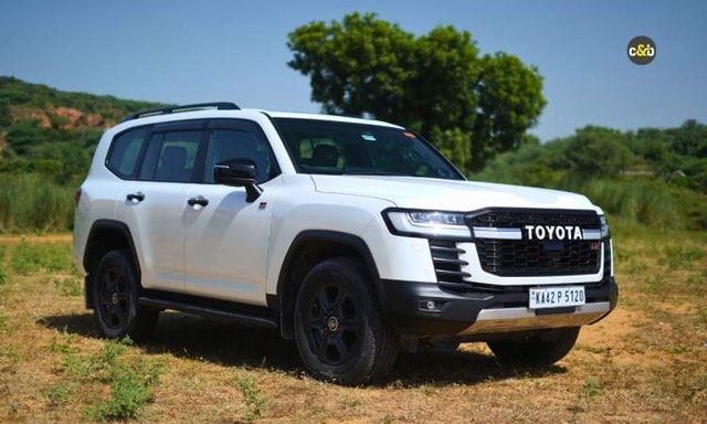 2025 Toyota Land Cruiser 300 Gr Sport Door And Wheel 2025 Toyota Land Cruiser 300 Gr Sport Door And Wheel