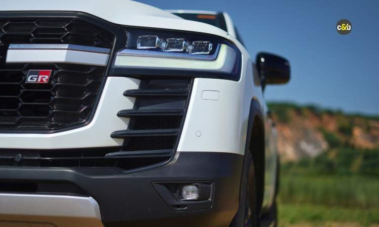 2025 Toyota Land Cruiser 300 Gr Sport Fog 2025 Toyota Land Cruiser 300 Gr Sport Fog images