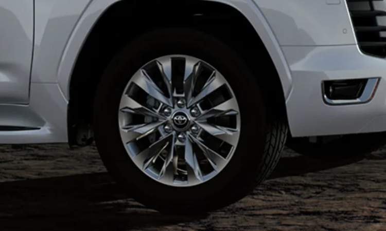 2025 Toyota Land Cruiser Wheel 2025 Toyota Land Cruiser Wheel images