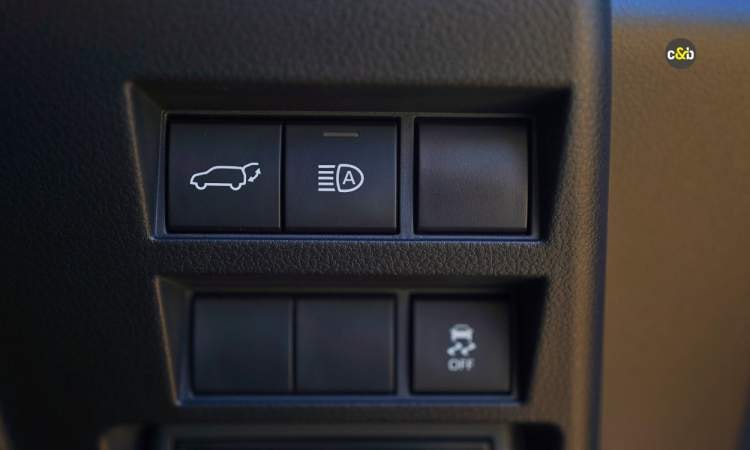 2025 Toyota Land Cruiser 300 Gr Sport Features 2025 Toyota Land Cruiser 300 Gr Sport Features images