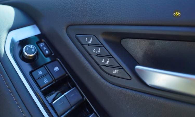 2025 Toyota Land Cruiser 300 Gr Sport Memory Seat Function 2025 Toyota Land Cruiser 300 Gr Sport Memory Seat Function images