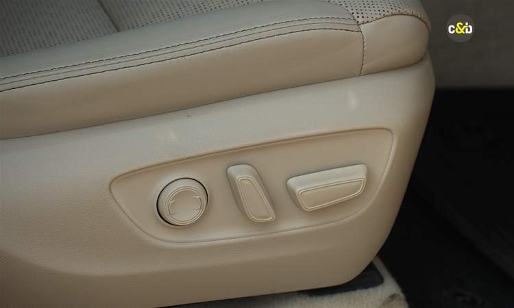 Land Cruiser 300 Adjustable Seats Land Cruiser 300 Adjustable Seats images