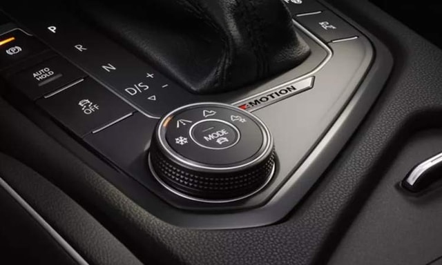 Volkswagen Tiguan Gear Volkswagen Tiguan Gear