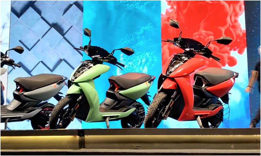 Ather 450X price slashed; features dropped from base variant following subsidy pause Ather 450X price slashed; features dropped from base variant following subsidy pause