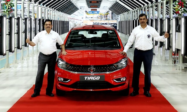 Tata Tiago Clocks 5 Lakh Sales; EV Constituted 42% Of Total Sales In Q1 Tata Tiago Clocks 5 Lakh Sales; EV Constituted 42% Of Total Sales In Q1