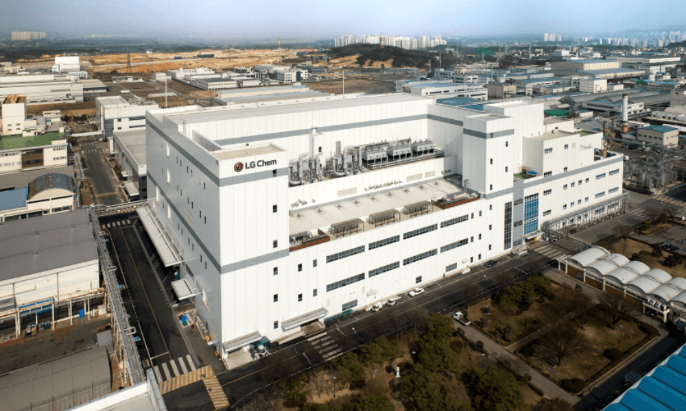 LG Chem Introduces New Gen Battery That Increases Lifespan by 30% and Capacity by 10% LG Chem Introduces New Gen Battery That Increases Lifespan by 30% and Capacity by 10%