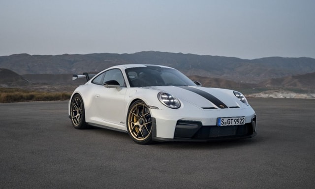 2025 Porsche 911 GT3 Revealed; Gets Weissach Pack, Optional Rear Seats For First Time 2025 Porsche 911 GT3 Revealed; Gets Weissach Pack, Optional Rear Seats For First Time