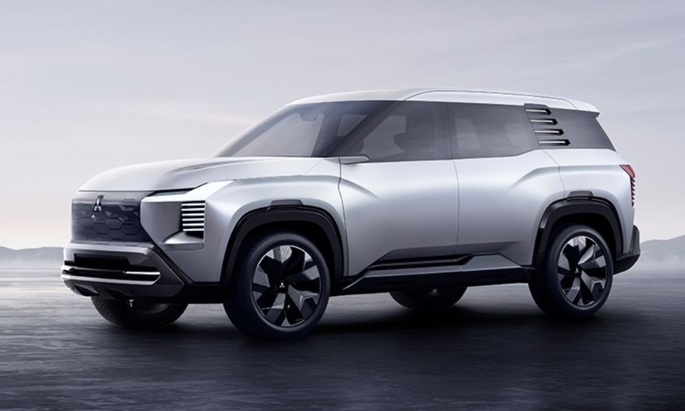 Mitsubishi DST Concept SUV Debuts At Philippines Motor Show Mitsubishi DST Concept SUV Debuts At Philippines Motor Show