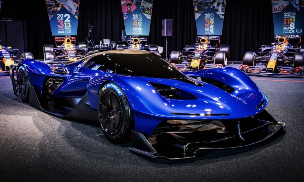 Red Bull RB17 Hypercar Is A 15,000 RPM, V10-Powered Track Weapon Red Bull RB17 Hypercar Is A 15,000 RPM, V10-Powered Track Weapon
