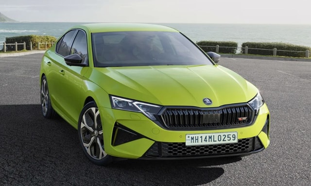 Skoda Octavia RS Launched In India At Rs 49.99 Lakh Skoda Octavia RS Launched In India At Rs 49.99 Lakh