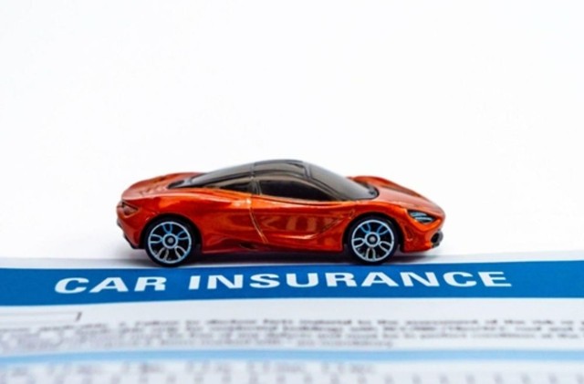 Third-Party vs Comprehensive Insurance: What Protection Should You Actually Get? Third-Party vs Comprehensive Insurance: What Protection Should You Actually Get?
