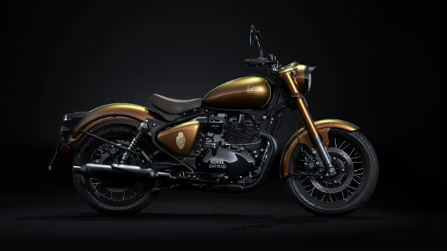 EICMA 2025: Royal Enfield Classic 650 125th Anniversary Special Edition Unveiled EICMA 2025: Royal Enfield Classic 650 125th Anniversary Special Edition Unveiled