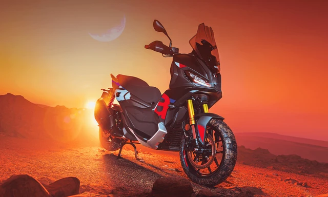 Aprilia SR GT 400 Crossover Scooter Revealed Aprilia SR GT 400 Crossover Scooter Revealed