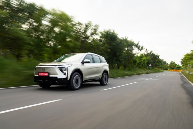 Mahindra Introduces New 70 kWh Battery Pack With XEV 9S Mahindra Introduces New 70 kWh Battery Pack With XEV 9S