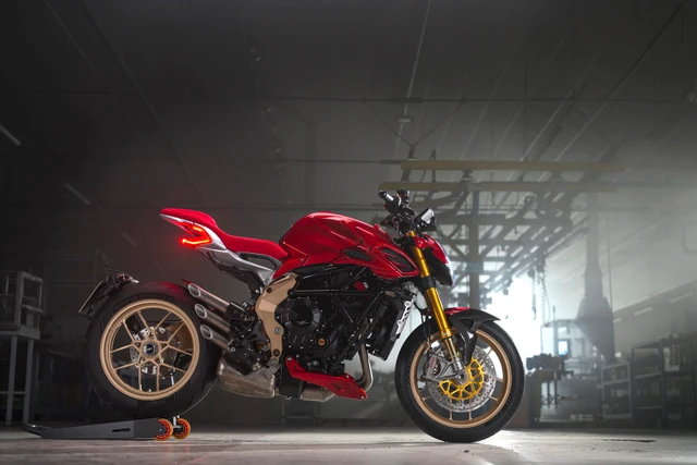 EICMA 2025: 2026 MV Agusta Brutale Serie Oro Unveiled EICMA 2025: 2026 MV Agusta Brutale Serie Oro Unveiled