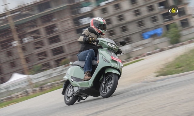 Delhi EV Policy 2.0: New Petrol Two-Wheeler Registration Banned in Delhi from April 2028 Delhi EV Policy 2.0: New Petrol Two-Wheeler Registration Banned in Delhi from April 2028