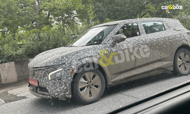 VinFast VF7 Electric SUV Spotted On Test Ahead Of India Launch VinFast VF7 Electric SUV Spotted On Test Ahead Of India Launch
