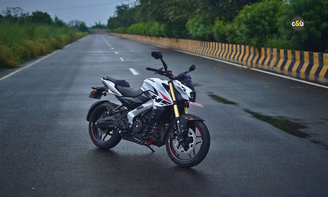 Bajaj Pulsar NS400Z Launched With 350 cc Engine Bajaj Pulsar NS400Z Launched With 350 cc Engine