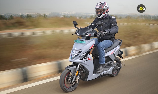 Simple One Gen 2 First Ride Review: 265 km Claimed Range! Simple One Gen 2 First Ride Review: 265 km Claimed Range!