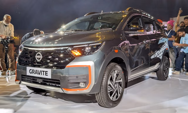 Nissan Gravite Launched In India At Rs 5.65 Lakh Nissan Gravite Launched In India At Rs 5.65 Lakh
