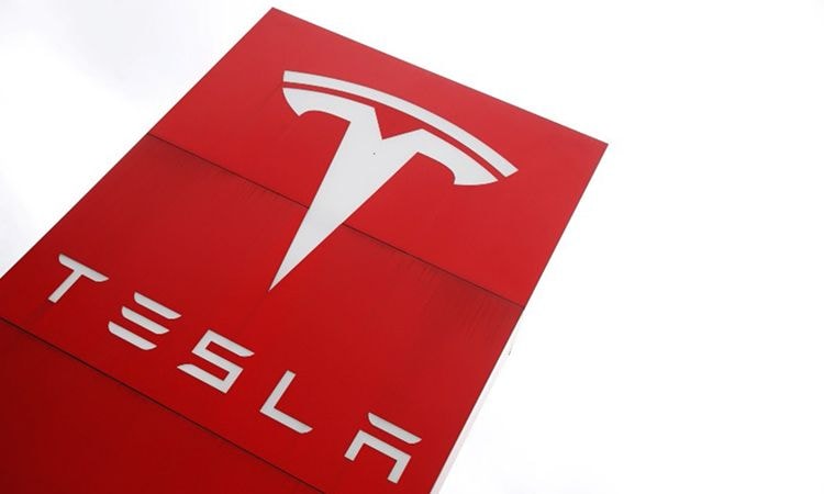 Tesla Video Promoting Self-Driving Was Staged, Engineer Testifies Tesla Video Promoting Self-Driving Was Staged, Engineer Testifies