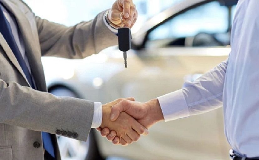 Buying A Pre-Owned Car vs A New Car - Which Is Better? Buying A Pre-Owned Car vs A New Car - Which Is Better?