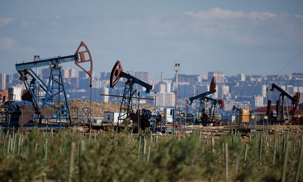Big Oil Offers Big Returns But Keeps Spending Tight Big Oil Offers Big Returns But Keeps Spending Tight