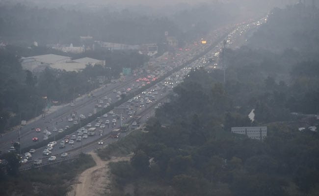 Around 1 Million Diesel Vehicles Could Be Banned In The Delhi-NCR Region If AQI crosses 450 Around 1 Million Diesel Vehicles Could Be Banned In The Delhi-NCR Region If AQI crosses 450