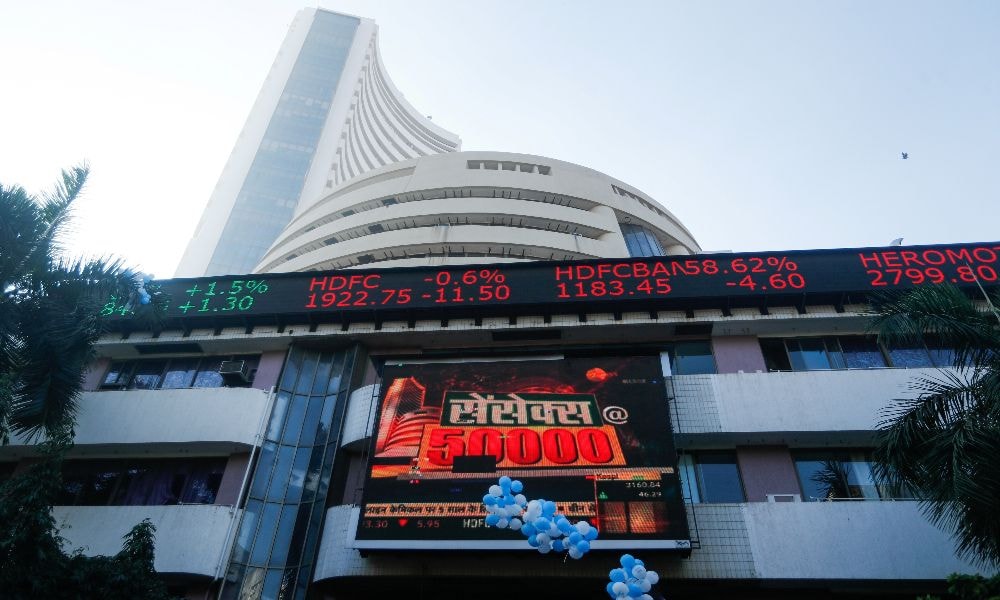 Indian Shares Close At Over 1-Month High On Bank, Auto Boost Indian Shares Close At Over 1-Month High On Bank, Auto Boost