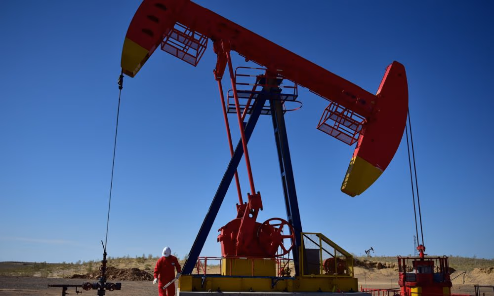 Oil Rises On Renewed Gasoline Demand, Weak Dollar Oil Rises On Renewed Gasoline Demand, Weak Dollar
