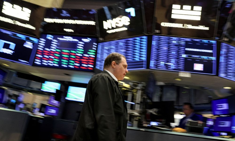 Wall Street Opens Fourth Quarter On High Note As Oil Surges Wall Street Opens Fourth Quarter On High Note As Oil Surges