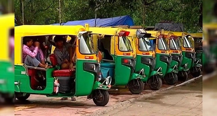 India Orders Rickshaws Around Delhi To Run On Cleaner Fuel India Orders Rickshaws Around Delhi To Run On Cleaner Fuel