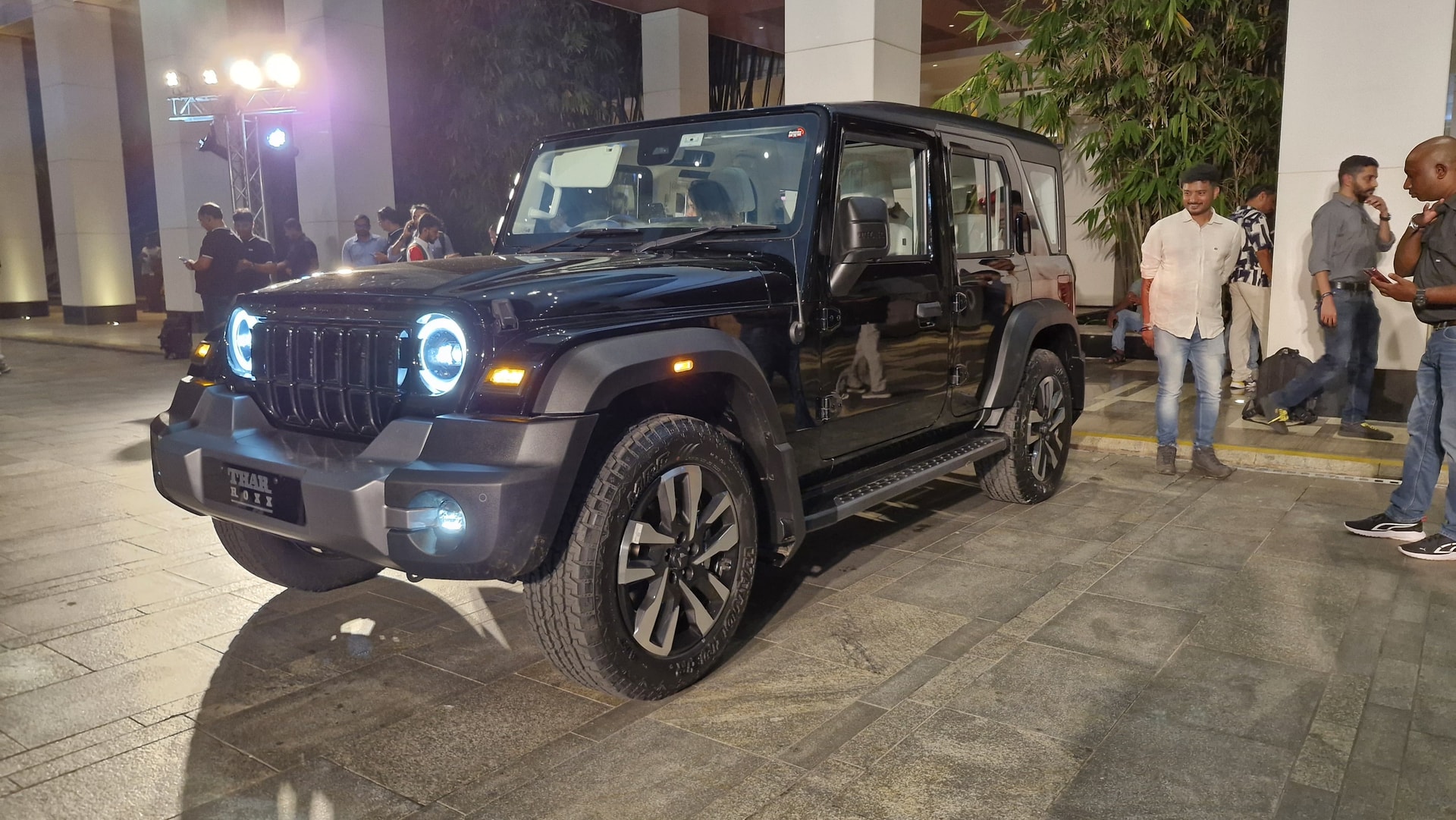 Mahindra Thar Roxx Bookings Open On October 3; Prices, Variants & Specifications Revealed Mahindra Thar Roxx Bookings Open On October 3; Prices, Variants & Specifications Revealed