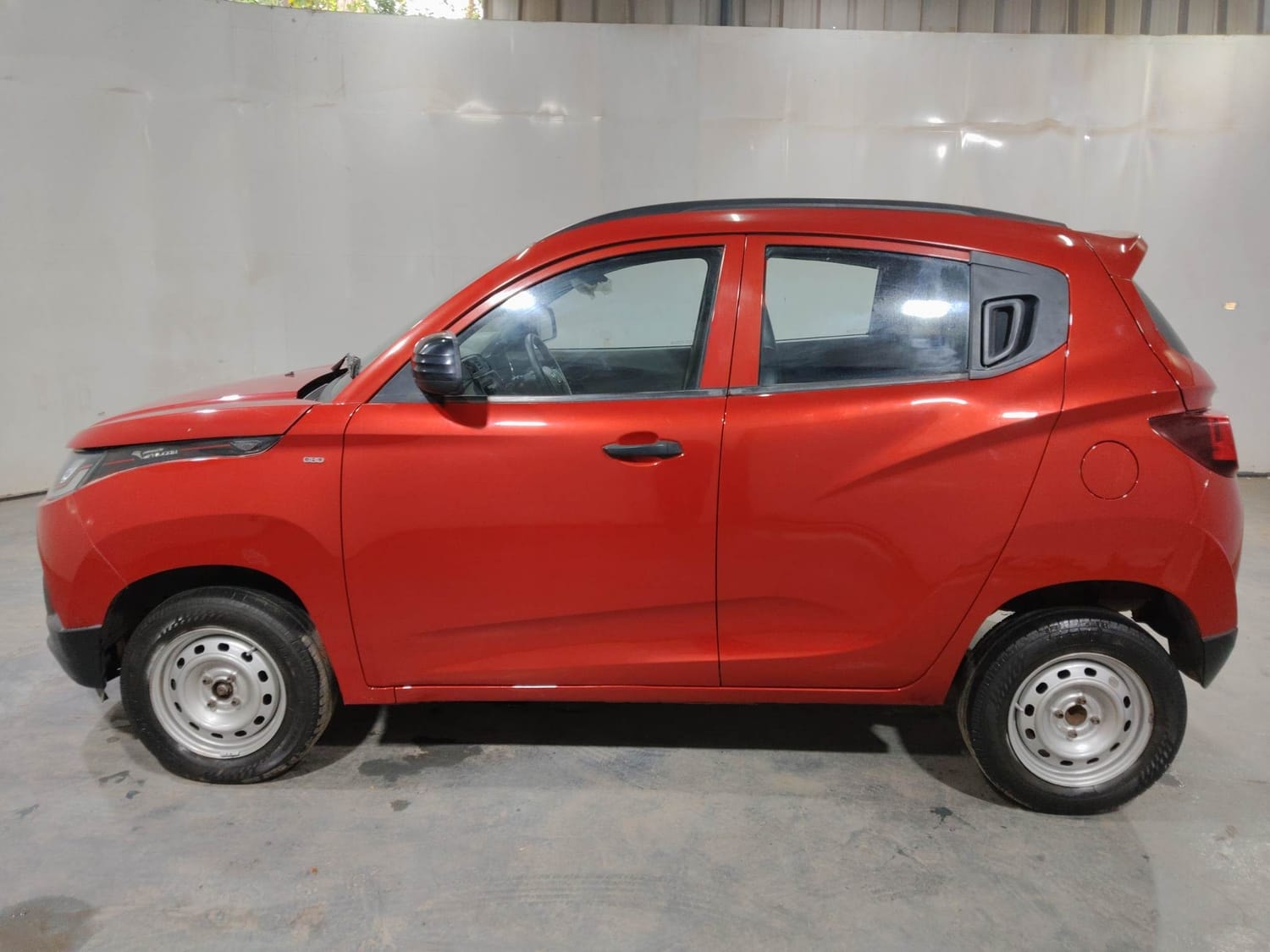 Used 2017 Mahindra KUV100 Used 2017 Mahindra KUV100