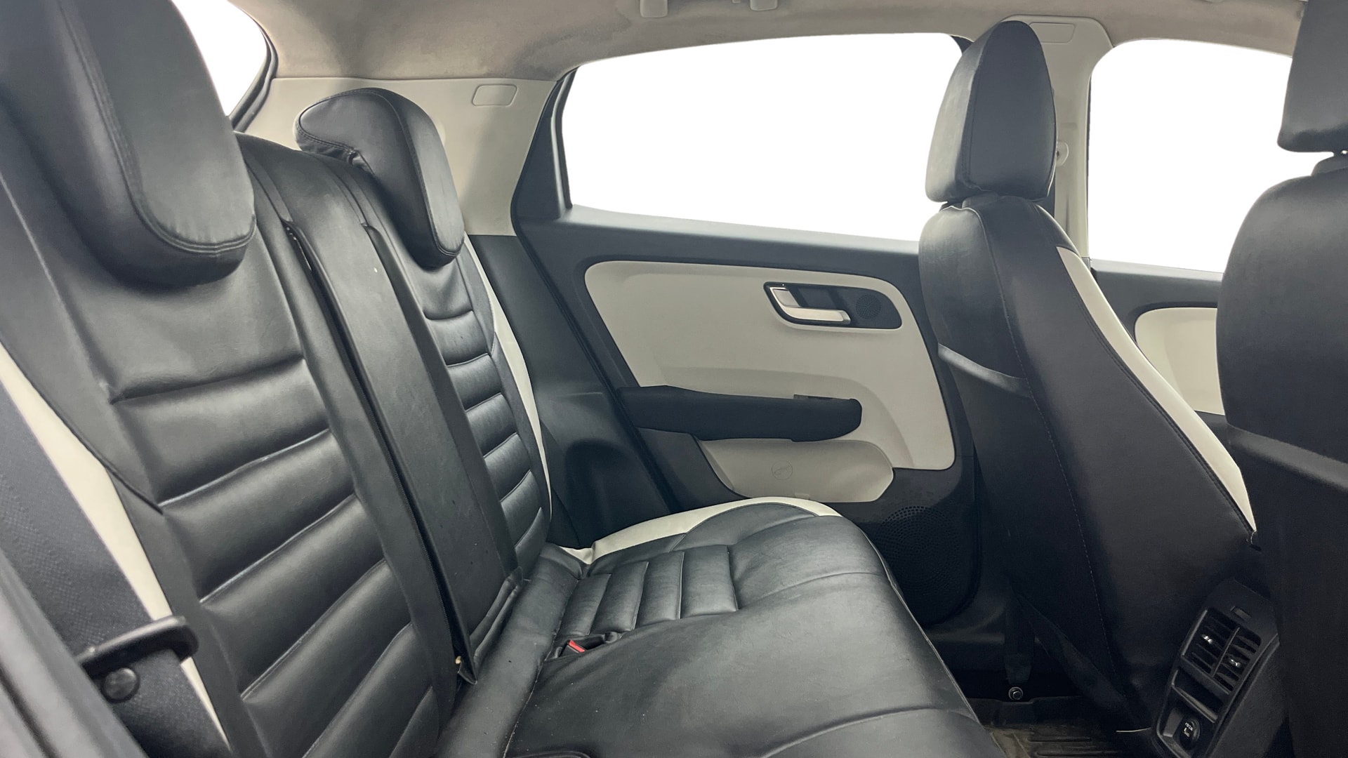 Used 2023 Tata Altroz Used 2023 Tata Altroz