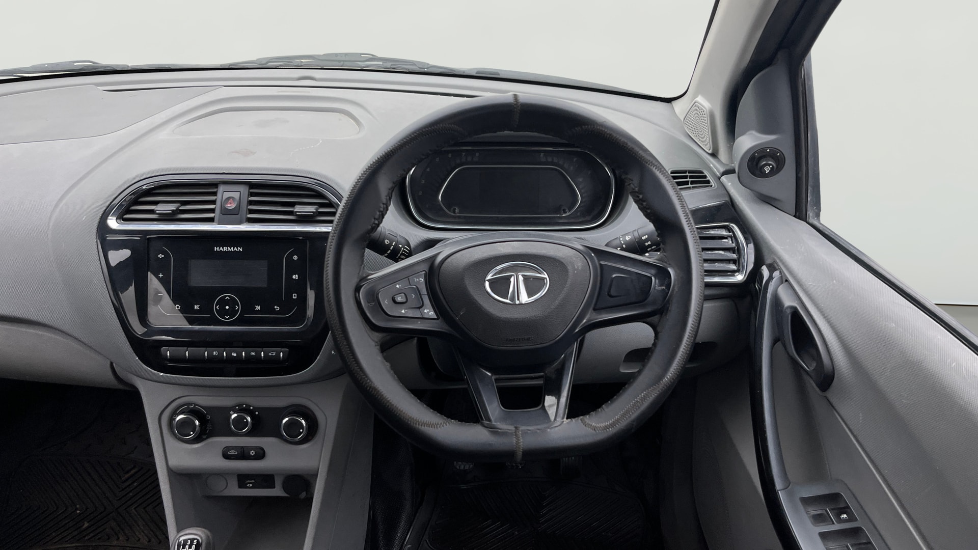 Used 2022 Tata Tigor Used 2022 Tata Tigor
