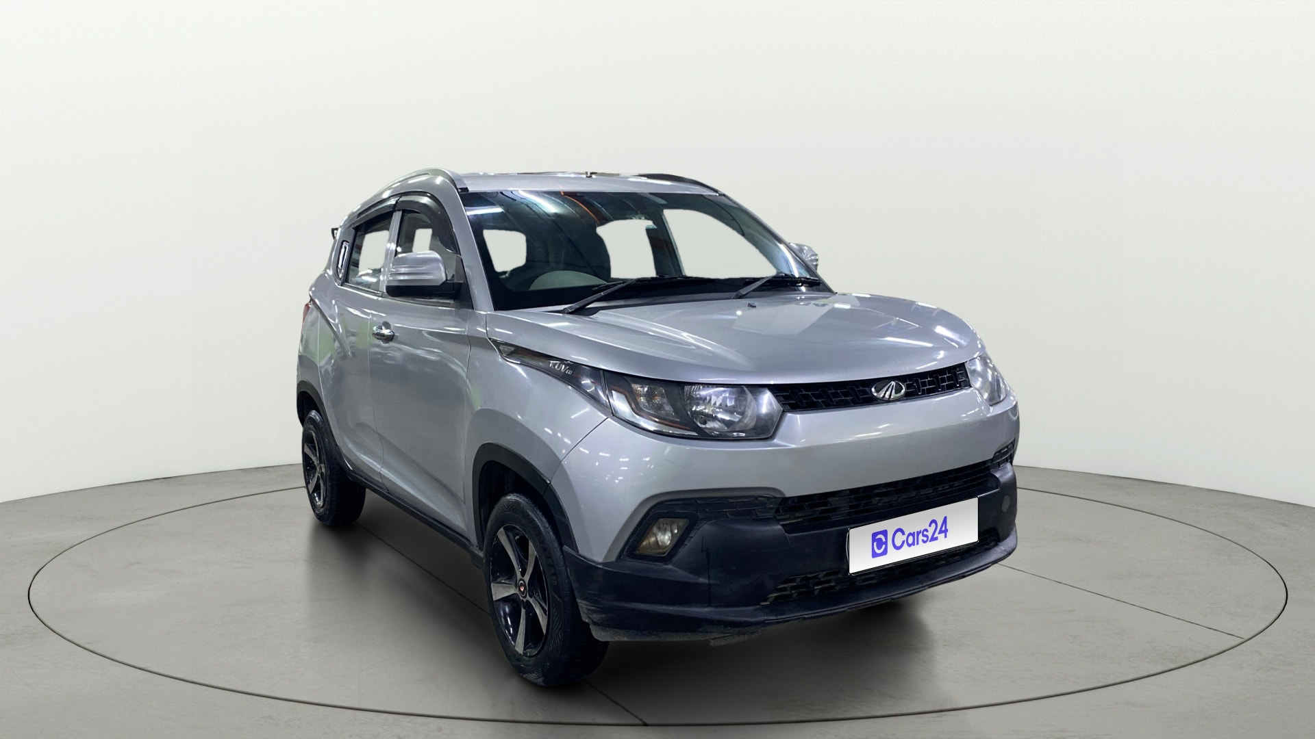 Used 2017 Mahindra KUV100 Used 2017 Mahindra KUV100