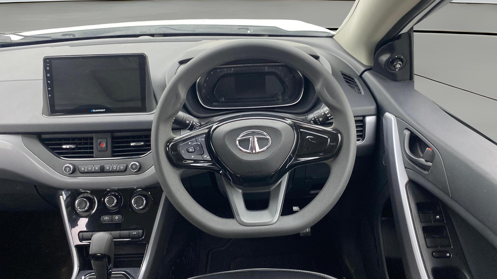 Used 2023 Tata Nexon Used 2023 Tata Nexon