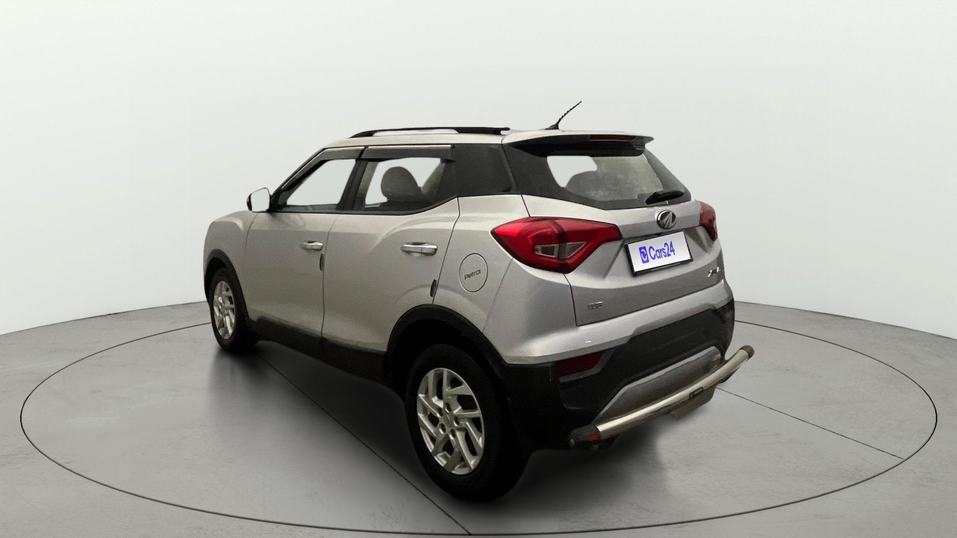 Used 2022 Mahindra XUV300 Used 2022 Mahindra XUV300
