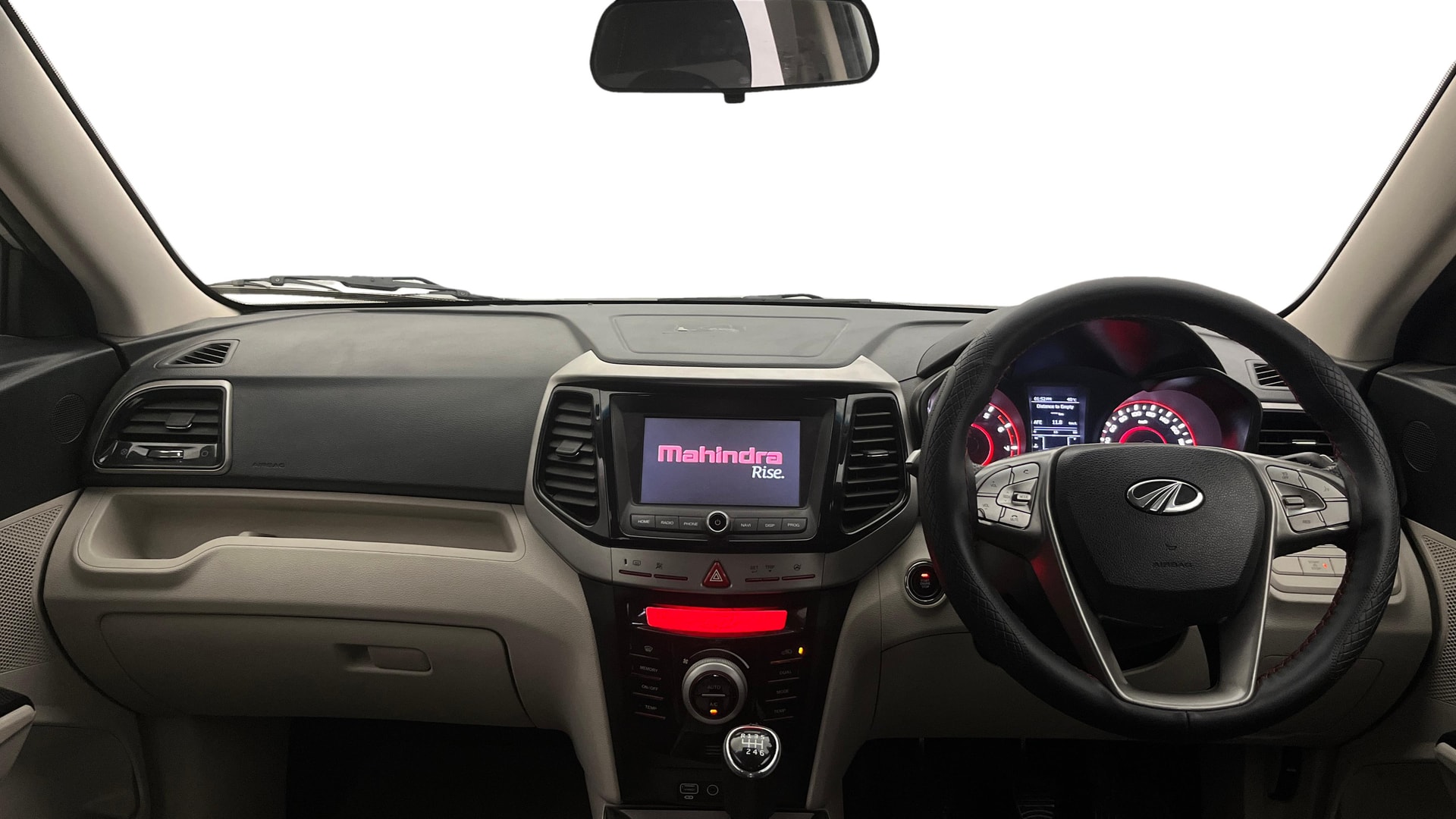 Used 2022 Mahindra XUV300 Used 2022 Mahindra XUV300
