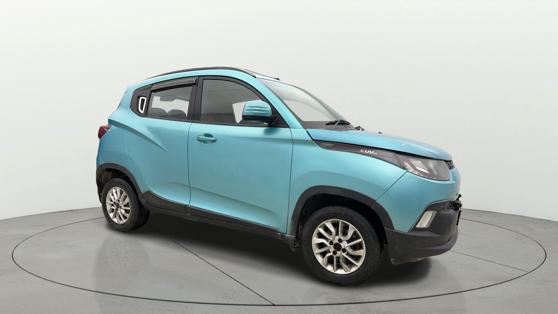 Used 2016 Mahindra KUV100 Used 2016 Mahindra KUV100