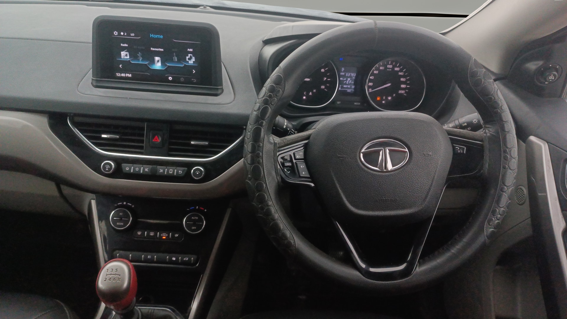 Used 2018 Tata Nexon Used 2018 Tata Nexon