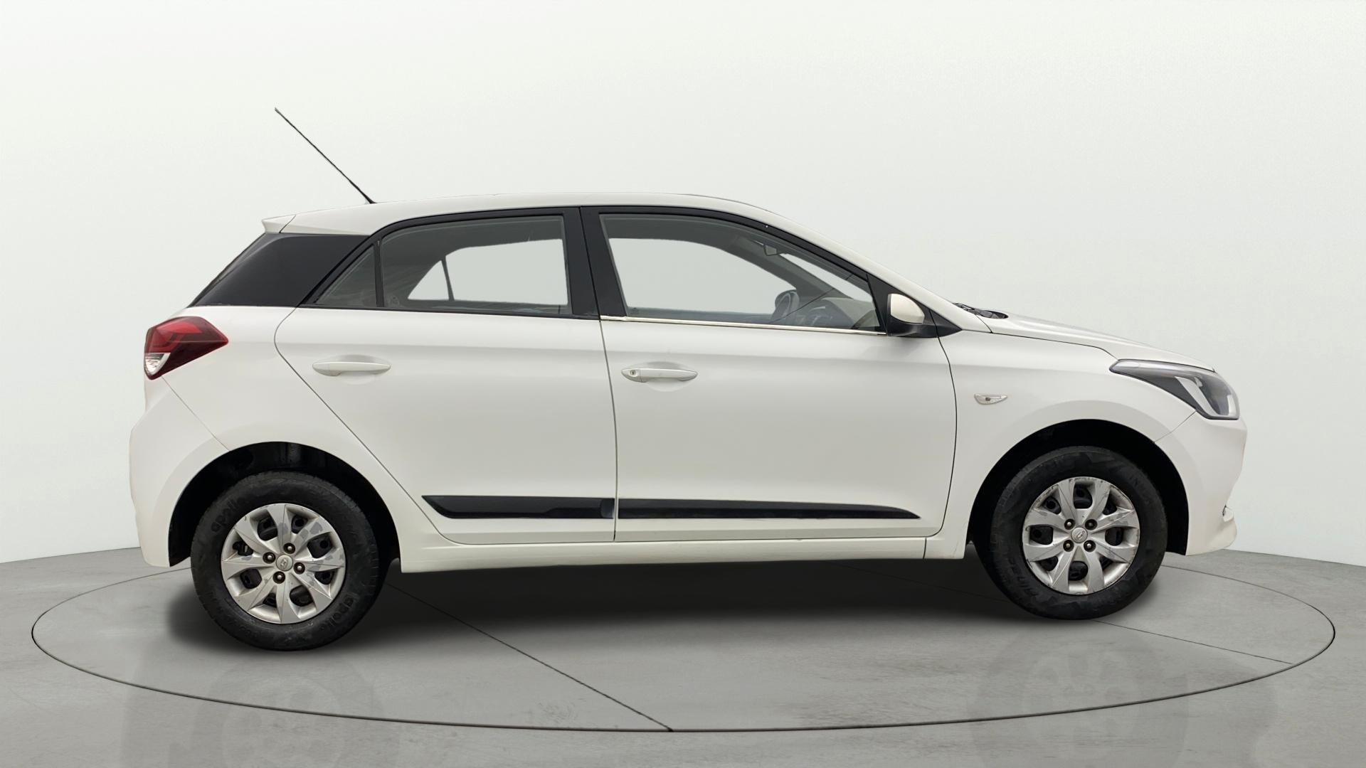Used 2015 Hyundai Elite i20 Used 2015 Hyundai Elite i20