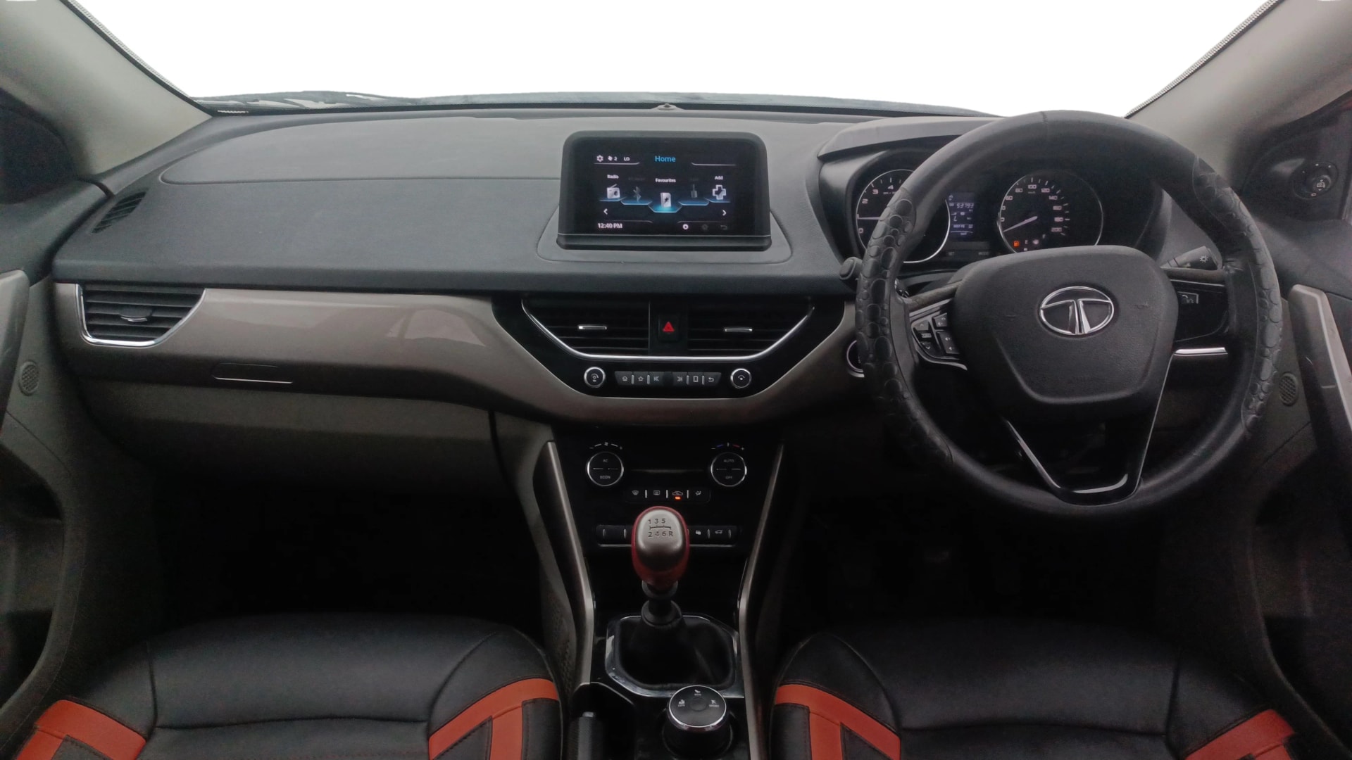 Used 2018 Tata Nexon Used 2018 Tata Nexon
