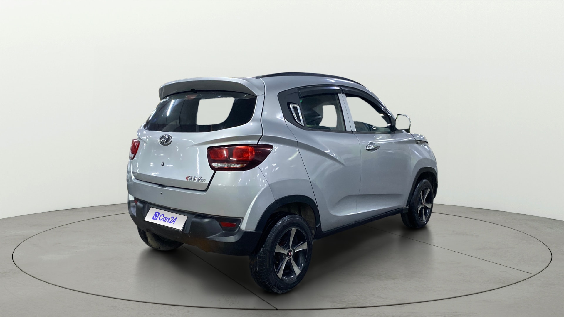 Used 2017 Mahindra KUV100 Used 2017 Mahindra KUV100